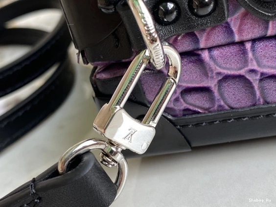 LOUIS MALLE PETITE VUITTON 0719